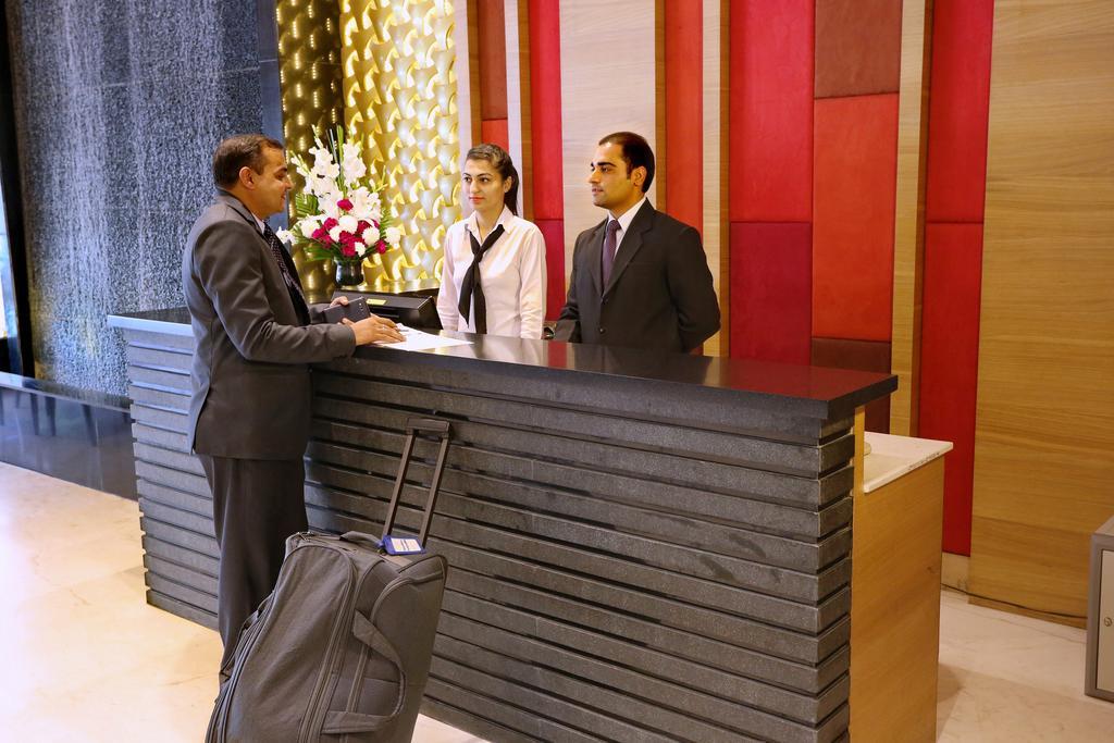 Hotel Sunbeam Premium Zirakpur Exteriér fotografie